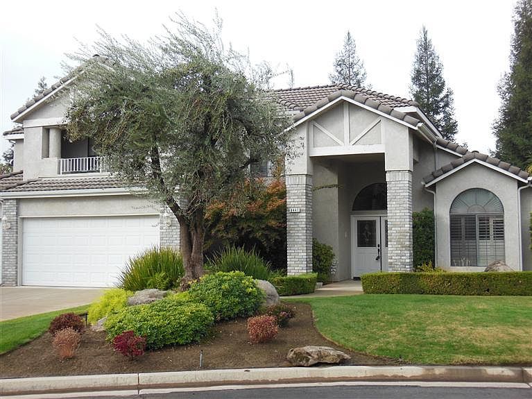 1st image of 8447 N Dearing Ave