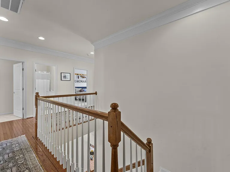 4039 Cray Dr — Photo 34
