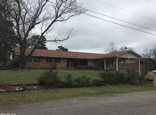 119 Ridgeway Dr, Nashville, AR 71852