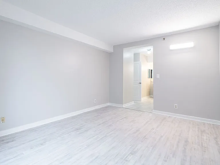 5505 Seminary Rd #103N — Photo 30
