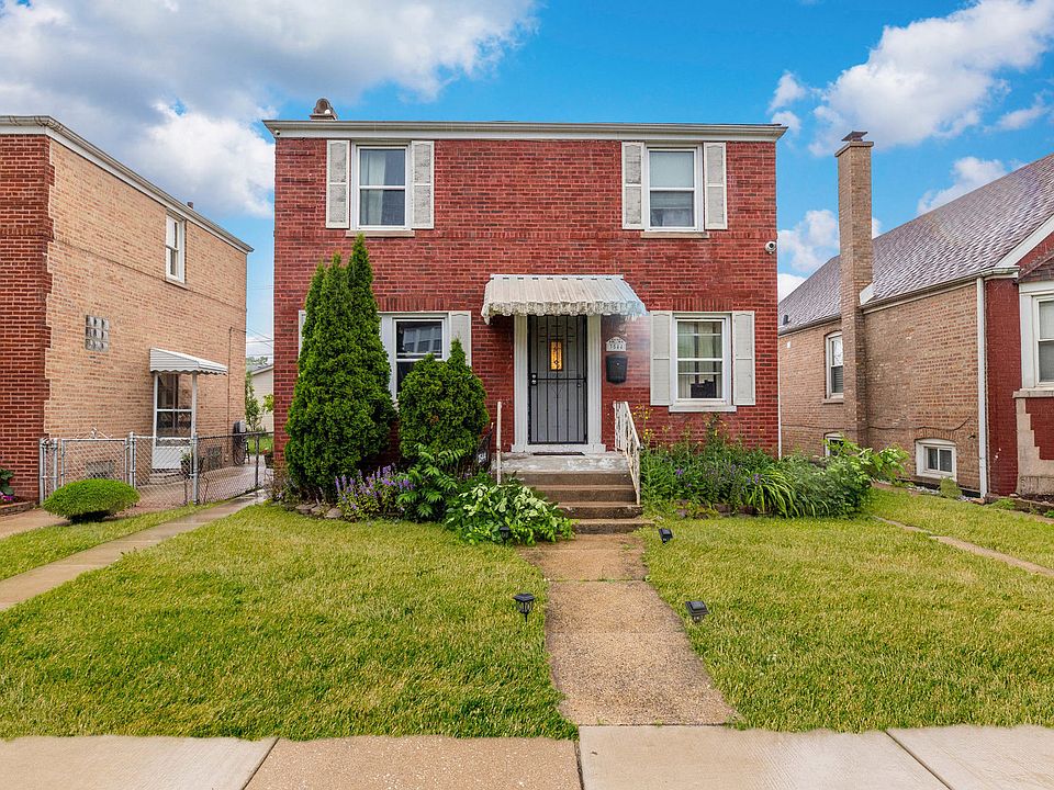 1st image of 3544 W 63rd Pl