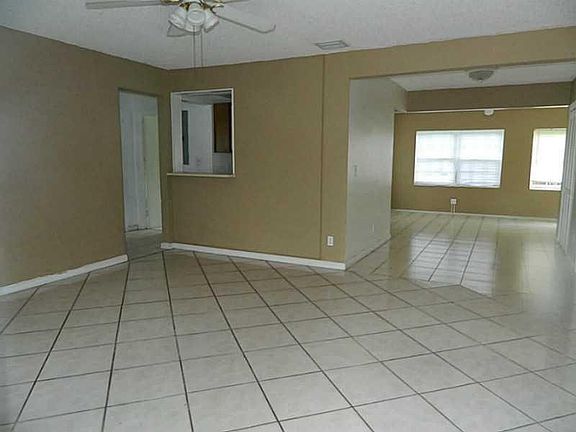3rd image of 252 S Biscayne River Dr