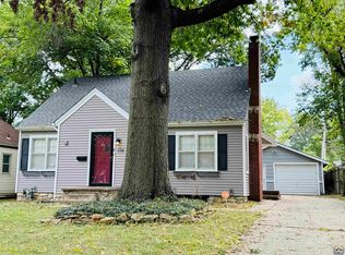 1114 SW Wayne Ave, Topeka, KS 66604