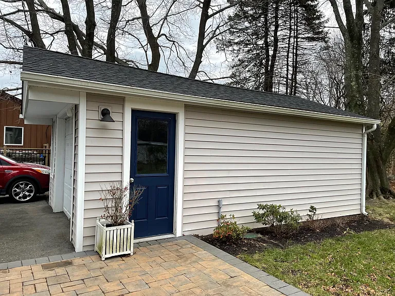 9180 Old Sound Ave — Photo 21