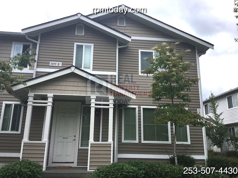 1st image of 1975 Garry Oaks Ave Unit B