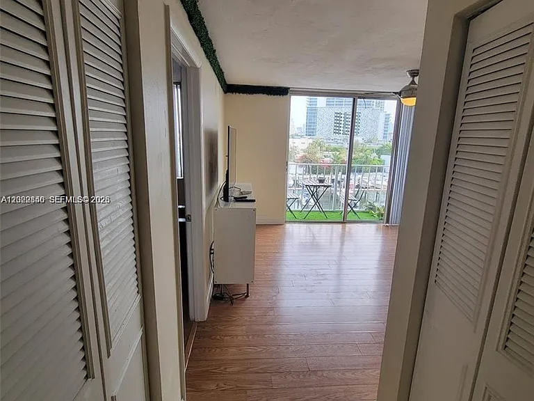 1740 NW North River Dr #512 — Photo 11