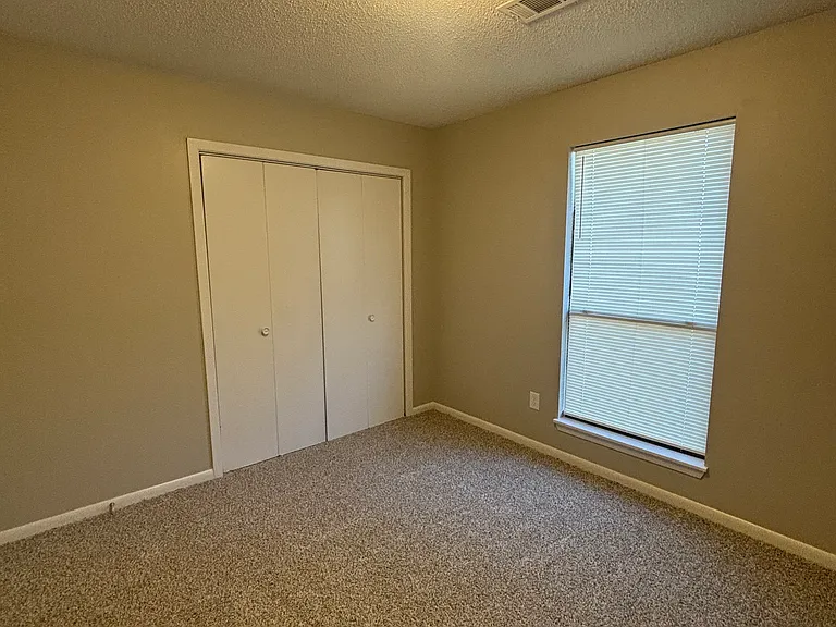 14218 High Point Dr — Photo 14