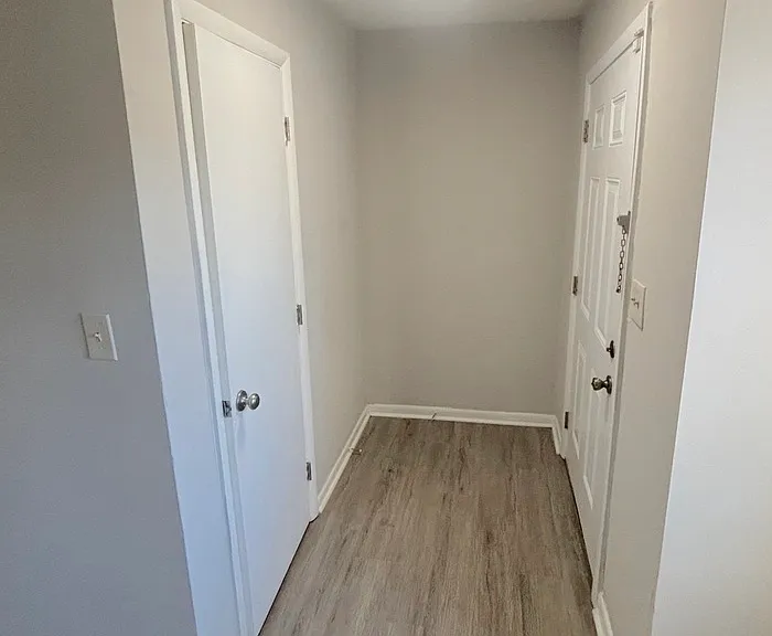 176 S Kentucky Ave — Photo 2