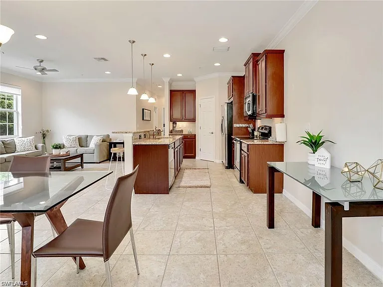 23430 Alamanda Dr #203 — Photo 2