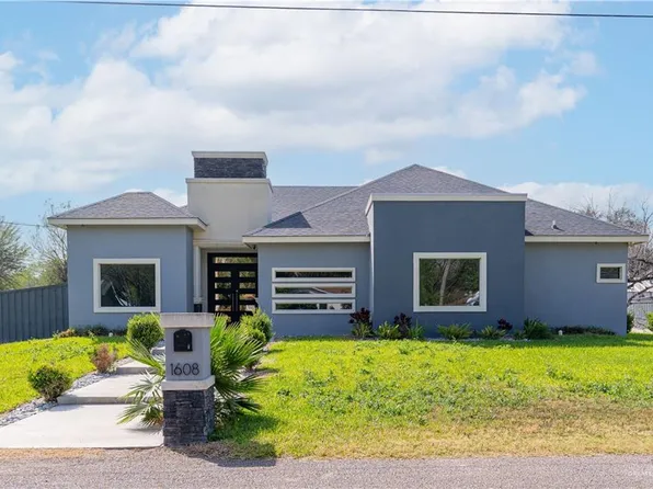 1608 Mercado St, Palmhurst, TX 78573