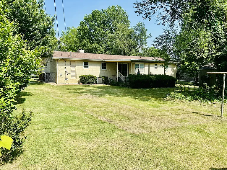 416 Natchez Trace St — Photo 12
