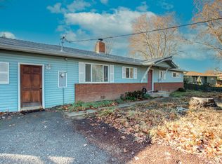 3338 Riverside Dr, Anderson, CA 96007