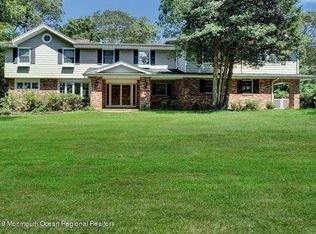 638 Holly Hill Dr, Brielle, NJ 08730