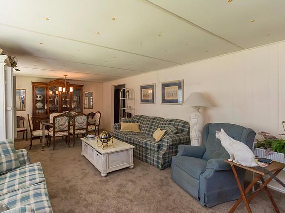 03 family dining room combo