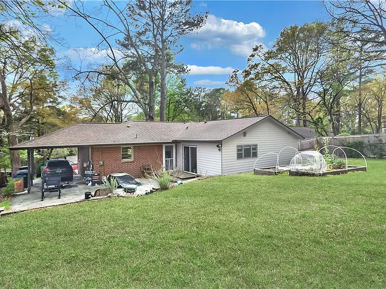 1984 McJenkin Dr NE — Photo 15