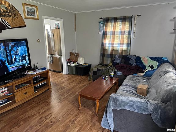 3rd image of 936 S Tonti Cir