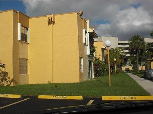 1st image of 9310 W Flagler St APT 202