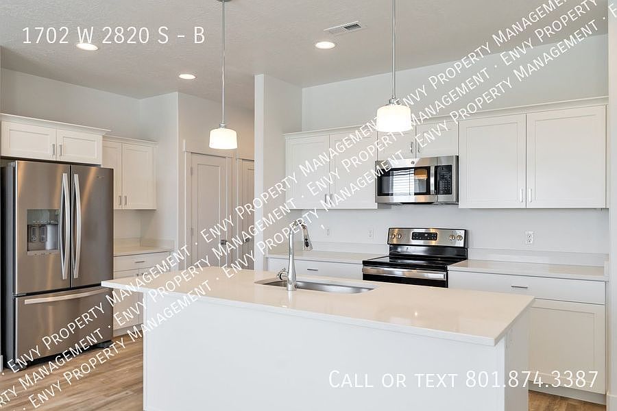 1674 W 2770 S Syracuse UT Zillow