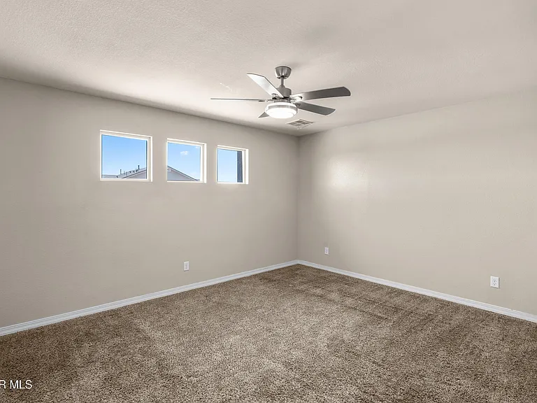 380 Canyon Vista Dr — Photo 25