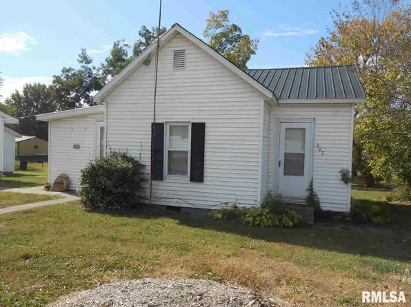 407 Main St, Galatia, IL 62935