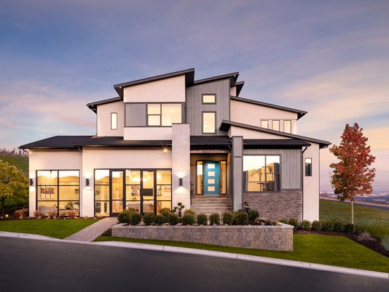 946 S Winter Ln, North Salt Lake, UT 84054
