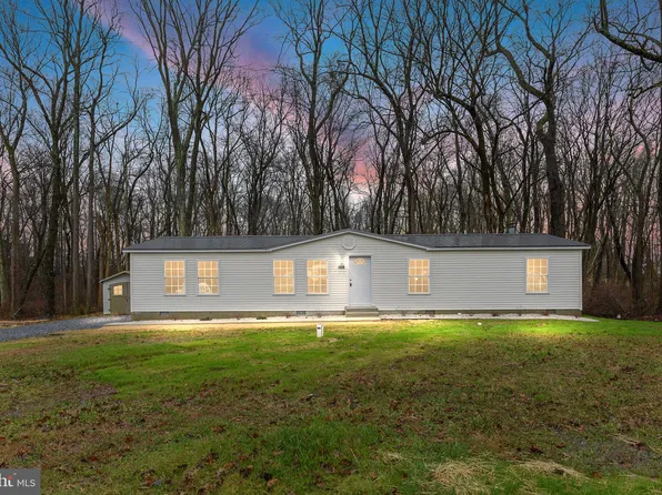 166 Cherry Dr W, Magnolia, DE 19962