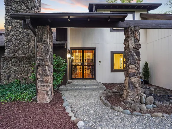 9775 Oak Leaf Way, Granite Bay, CA 95746