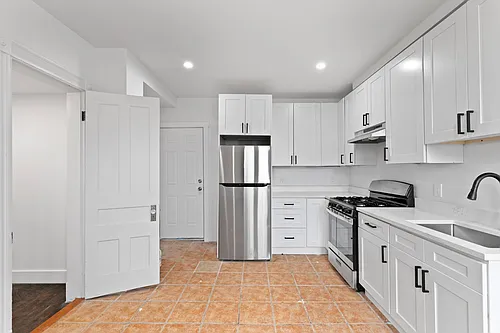 455 George St Photo 1