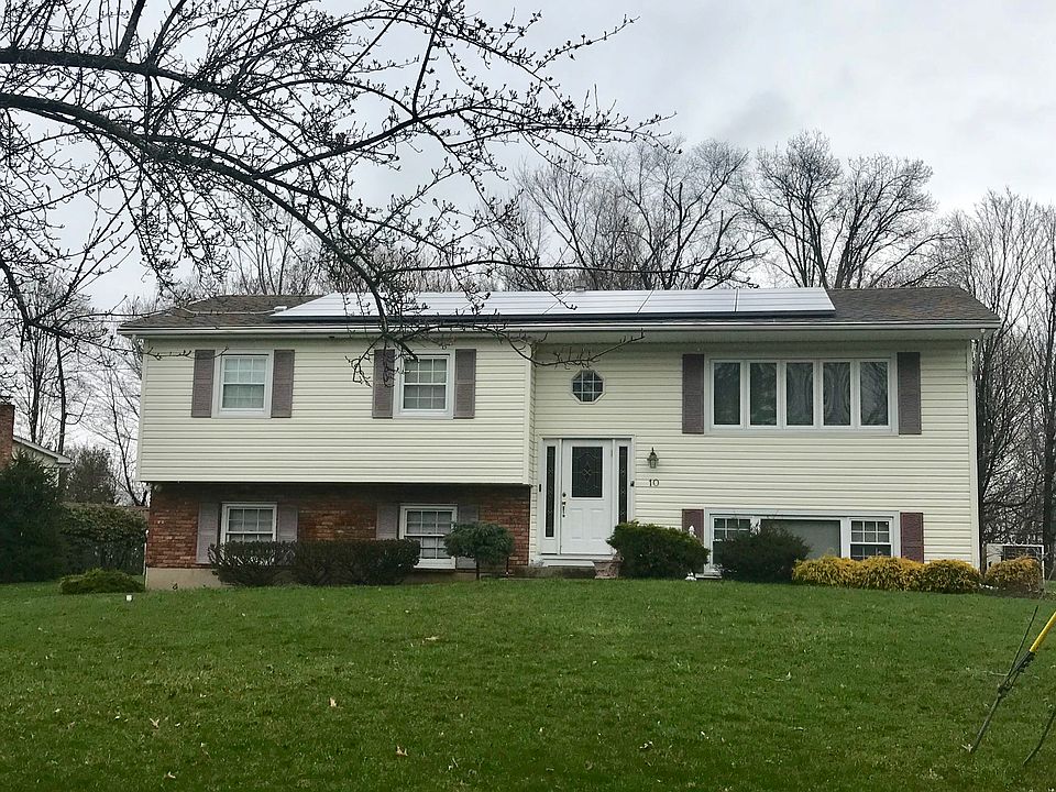 1st image of 10 Mary Beth Dr