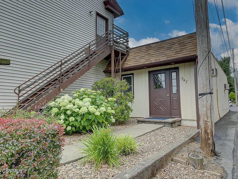 347 Water St — Photo 2