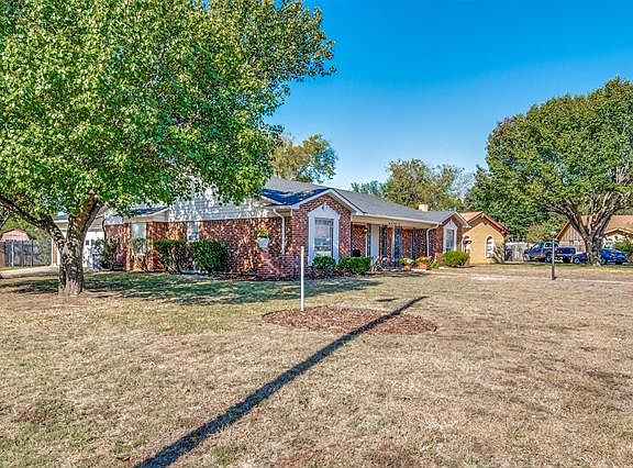2nd image of 5901 Field Stone Ct