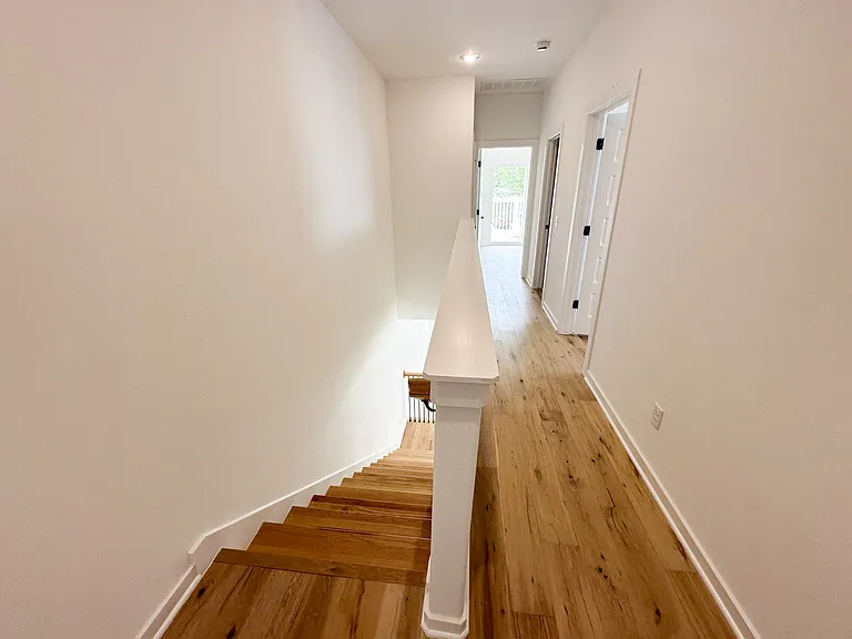 1278 W Hendrix St — Photo 11