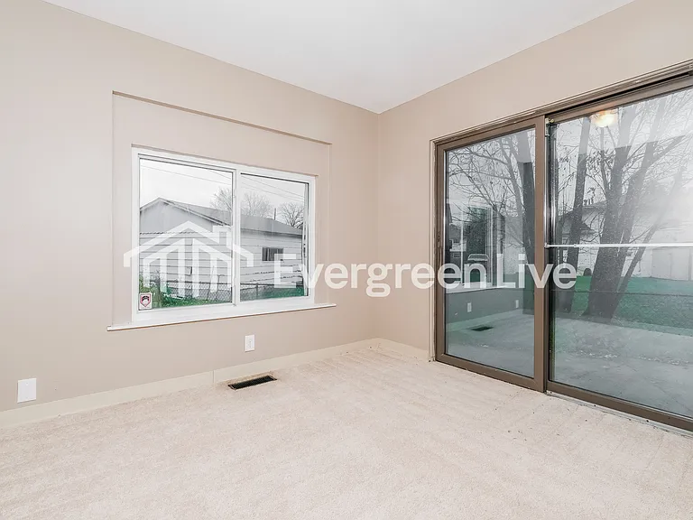 1356 Benvue Dr — Photo 7
