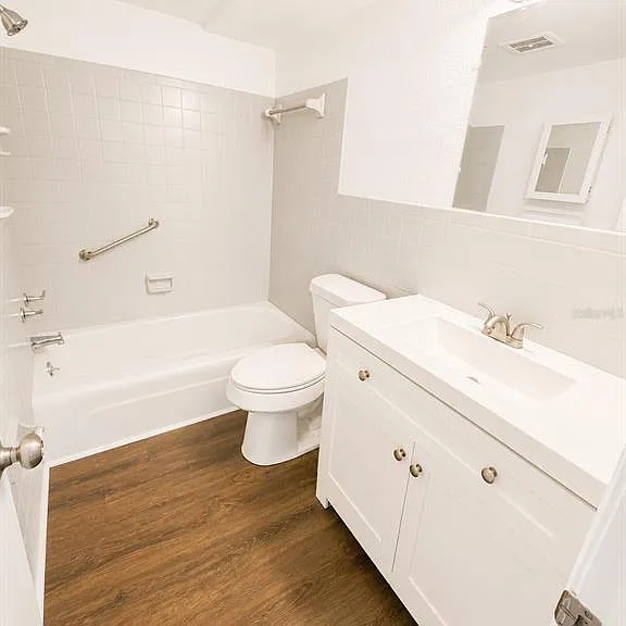 1745-1745 NE 2nd St #2 — Photo 9