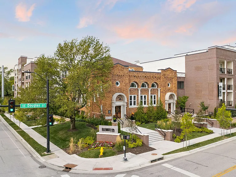 Elevate 114 Apartments of Lees Summit — Photo 51