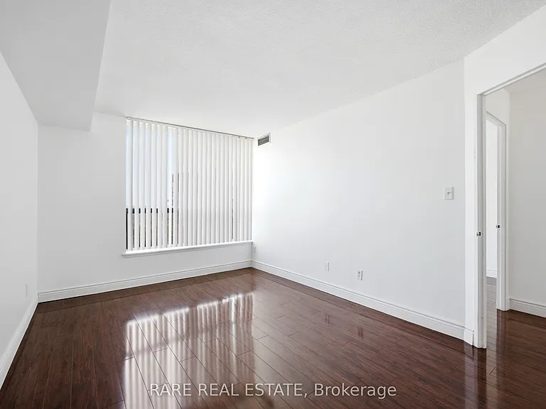 400 McLevin Ave #1807 — Photo 8