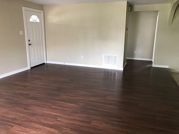 5th image of 200 W McLain Dr