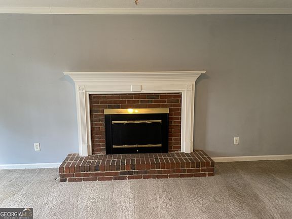 5th image of 4749 Shallow Ridge Rd NE