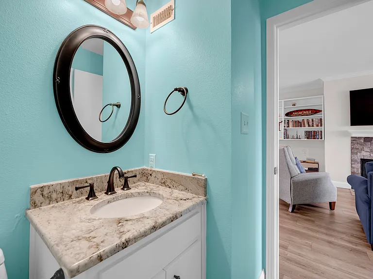 415 Horseshoe Bay North Blvd — Photo 25