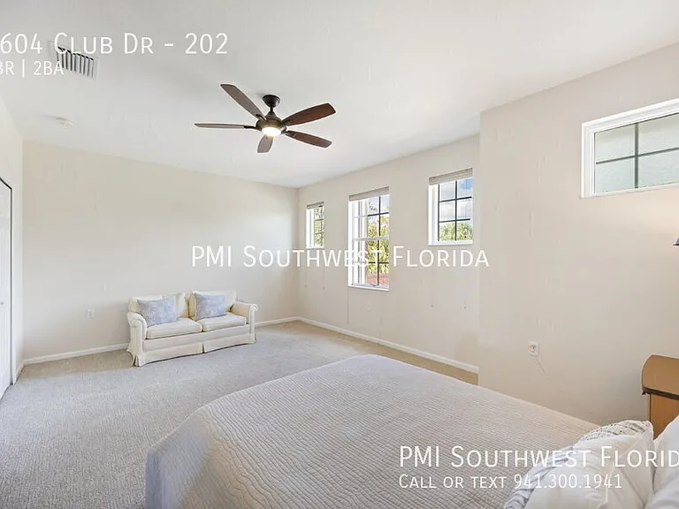4604 Club Dr #202 — Photo 32