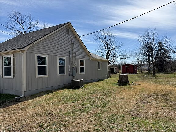 3rd image of 513 Allen Ave