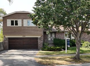 494 E Atwood Ct, Elmhurst, IL 60126