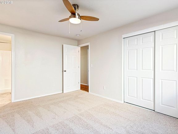 5th image of 15800 NE 47th St
