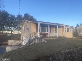 2722 Rowe Rd, New Windsor, MD 21776