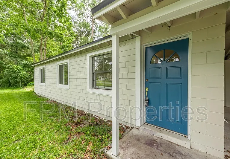 7832 Newton Rd — Photo 8