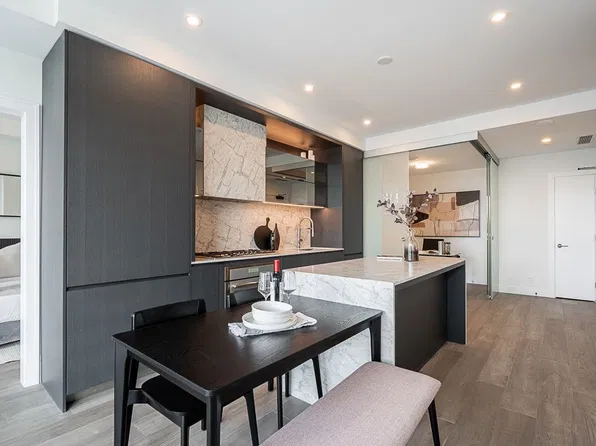 1342 Johnston Rd #317, White Rock, BC V4B 3Z7