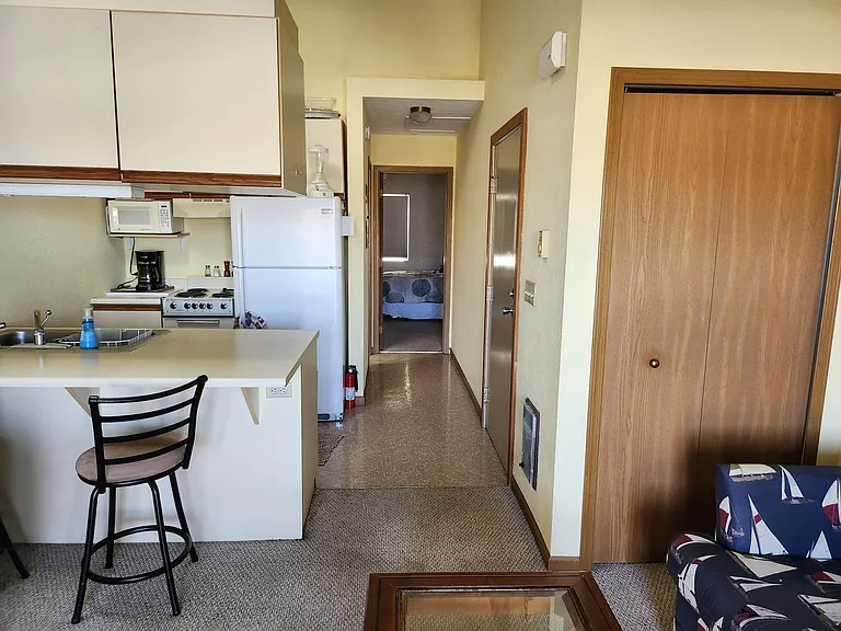 6250 N Harris Harbor Dr — Photo 20