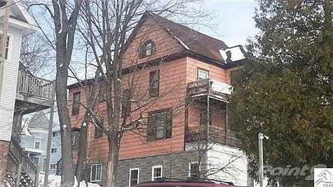 2nd image of 1520 E 3rd St