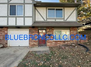 4020 Hedges Ave, Kansas City, MO 64133
