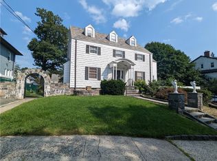 12 Ridge Rd, Yonkers, NY 10705